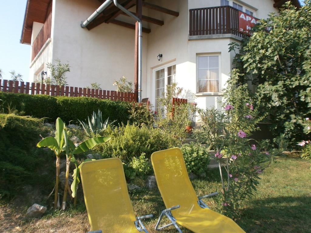 Feher Rozsa Apartman Cserszegtomaj Exterior photo