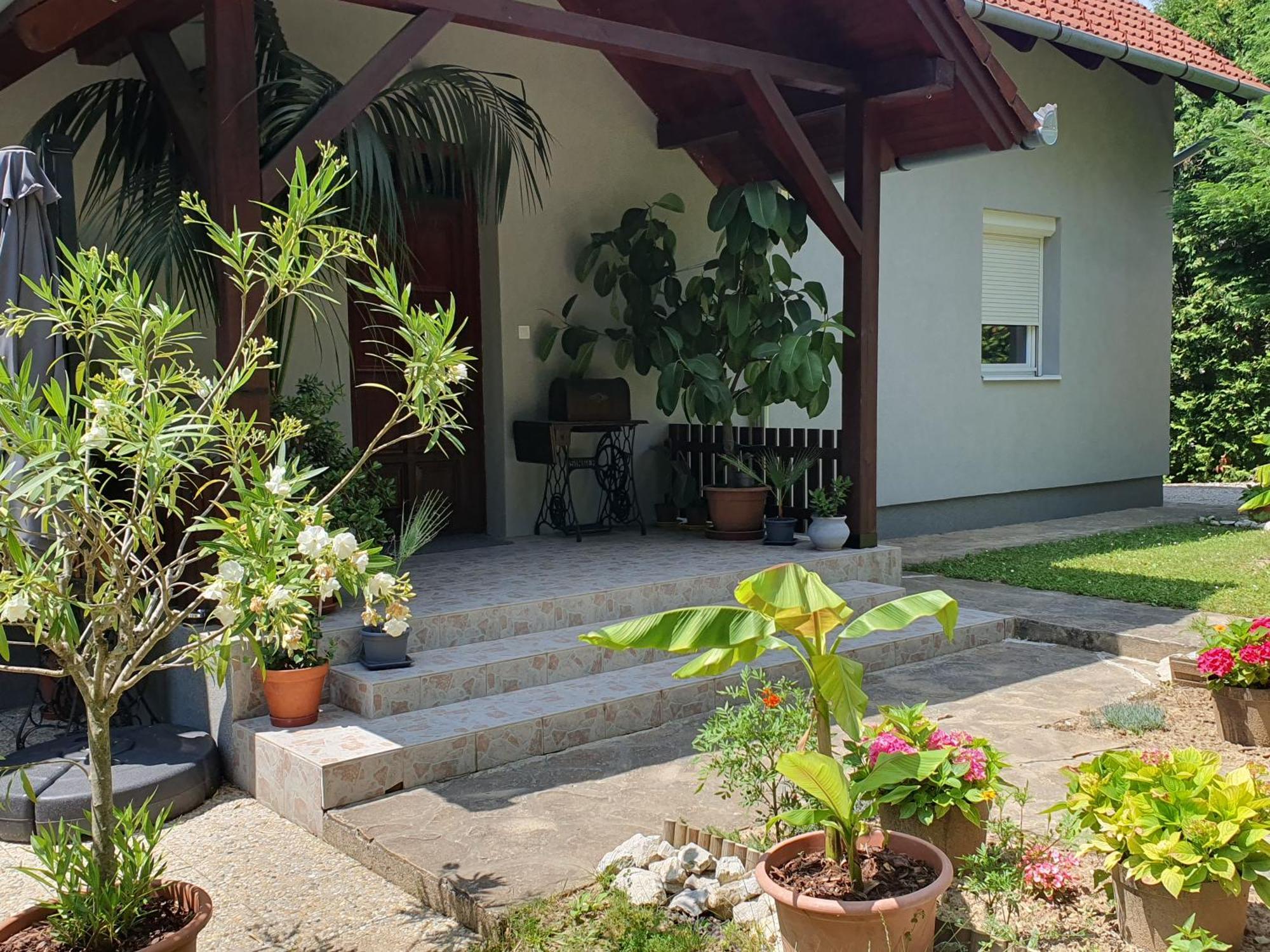 Feher Rozsa Apartman Cserszegtomaj Exterior photo