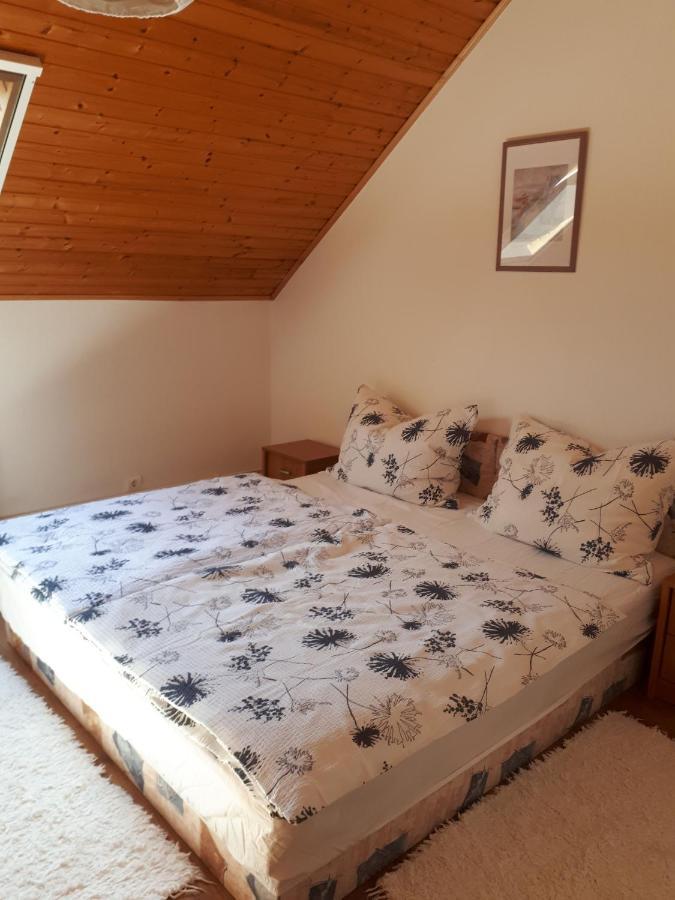 Feher Rozsa Apartman Cserszegtomaj Exterior photo